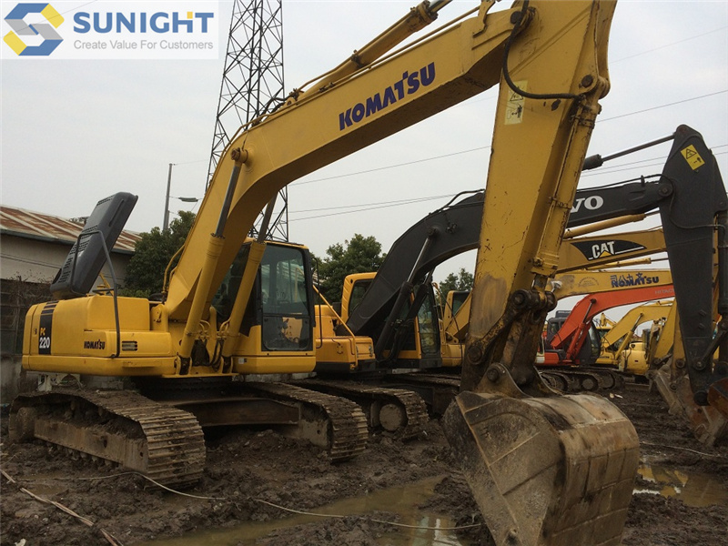 One Unit Used Komatsu Excavator PC220-7 for sale to Ghana